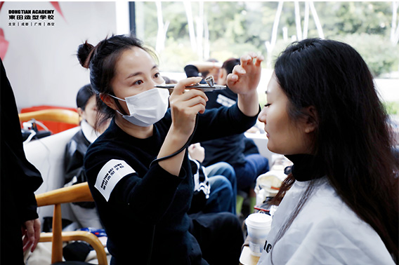 東田之星學校小米老師